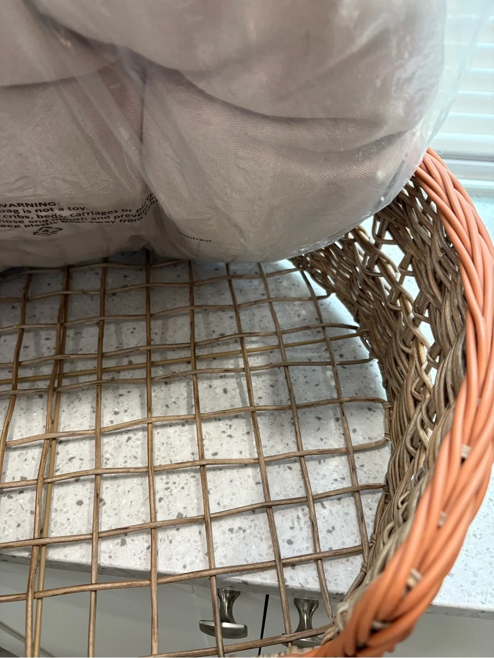 PAMPER YOUR PET- NWT Wicker Pet Bed with Brown Trim